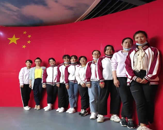 12教育学院3.jpg 2020年7月17日 中共云南经济管理学院教育学院小学教育系第二党支部2020年7月“缅怀革命先烈,牢记初心使命”主题党日活动 第 1 张