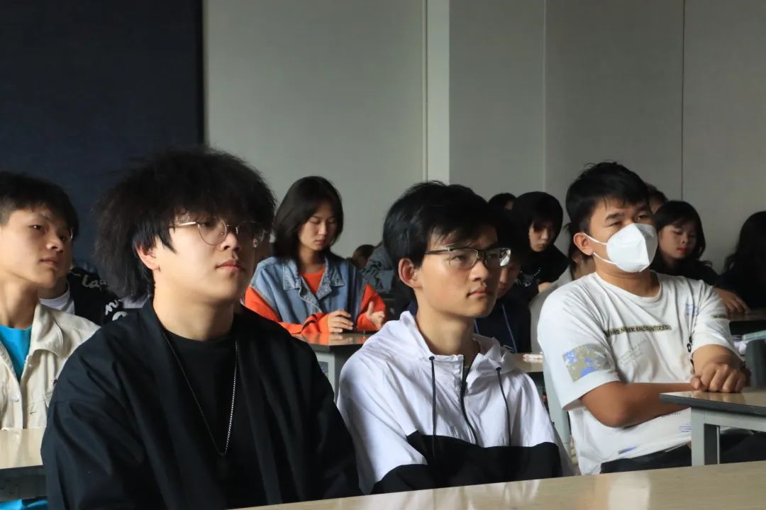 新学期，新目标，载憧憬，再出发|2022-2023学年艺术与传媒学院第一次班长大会  ​ 第 5 张