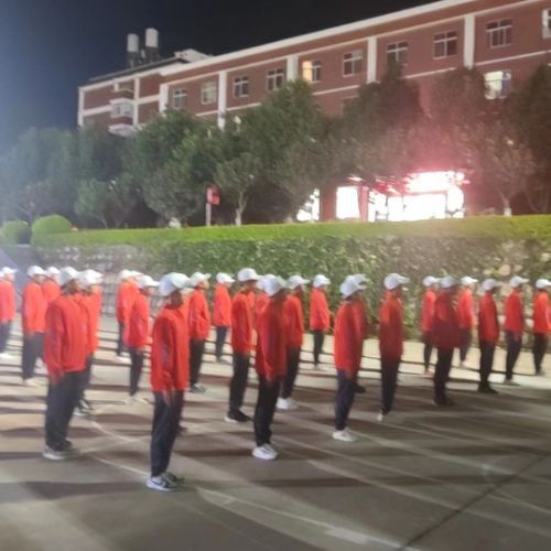 【魅力工程】-军训进行时（一）——身穿红服少年气，神采飞扬正青春 第 6 张