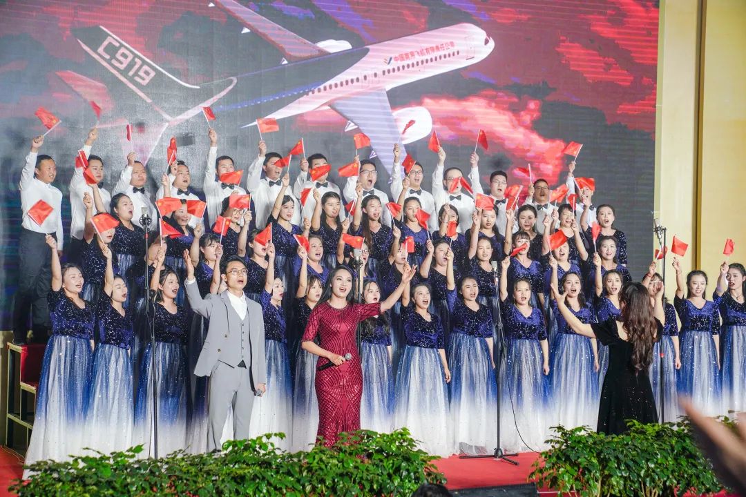 燃！经管教师唱响红色经典，踔厉奋进新征程 第 11 张