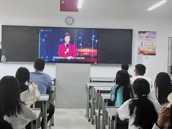 2dac3bef6044037f7d7918a031af236e.jpg
