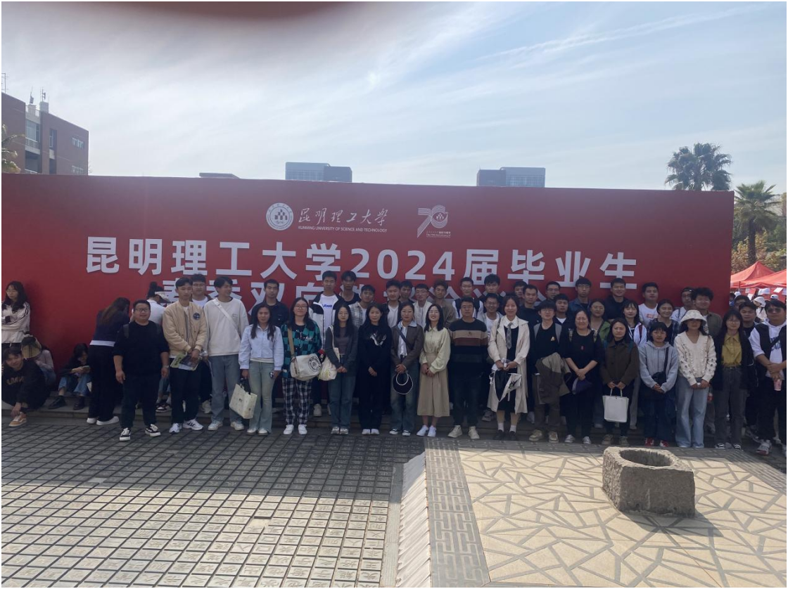 屏幕截图 2024-03-25 223219.png