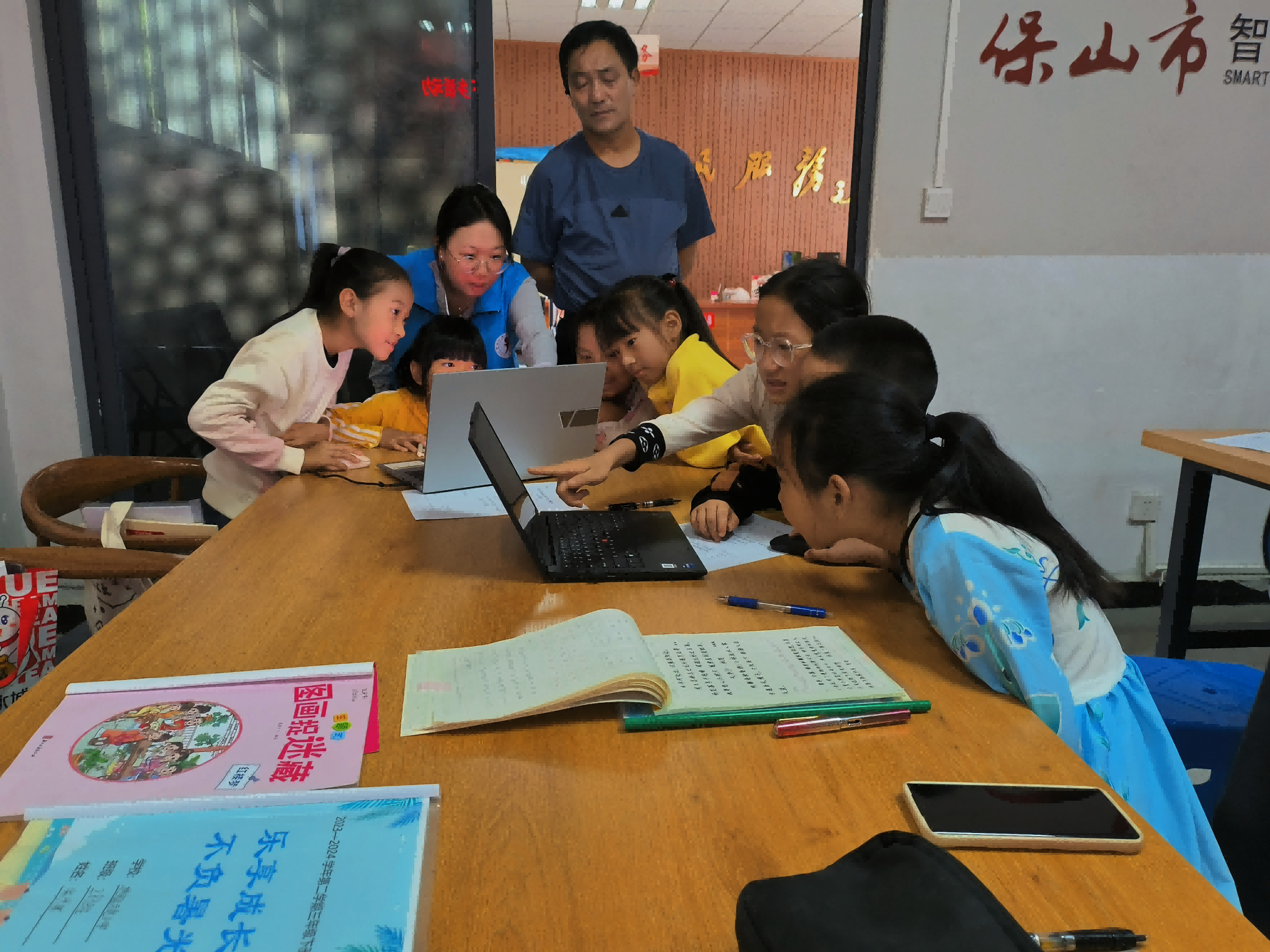 三下乡｜捕多元科学梦，助青春实践行——信息与智能工程学院科技智辅讲堂收官 第 3 张