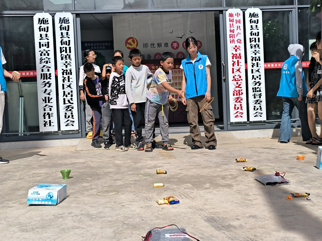 三下乡｜捕多元科学梦，助青春实践行——信息与智能工程学院科技智辅讲堂收官 第 4 张