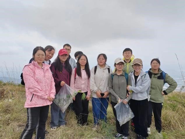 探寻药用植物的奥秘——中药学专业药用植物学课程梁王山中药秘境之行纪实 第 17 张 探寻药用植物的奥秘——中药学专业药用植物学课程梁王山中药秘境之行纪实 第 17 张