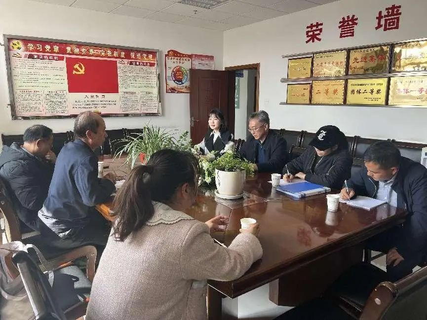 云南经济管理学院副校长孙俊一行访问昭通市第一人民医院 第 1 张 云南经济管理学院副校长孙俊一行访问昭通市第一人民医院 第 1 张