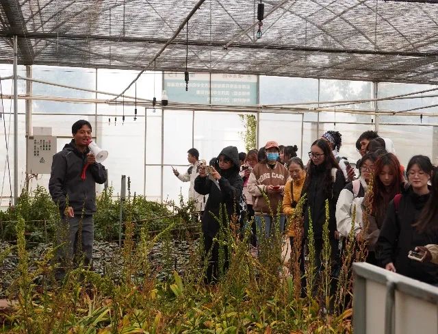 ‘绝知此事要躬行’——医学院药学行业实践、中药学行业实践活动顺利完成 第 3 张 ‘绝知此事要躬行’——医学院药学行业实践、中药学行业实践活动顺利完成 第 3 张