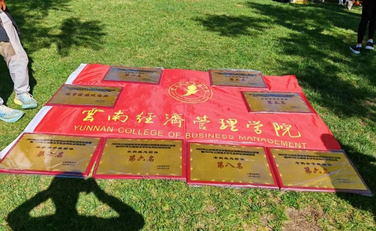 3cf44244c4dbb40a4240ccc06ce91882.jpg 3cf44244c4dbb40a4240ccc06ce91882.jpg