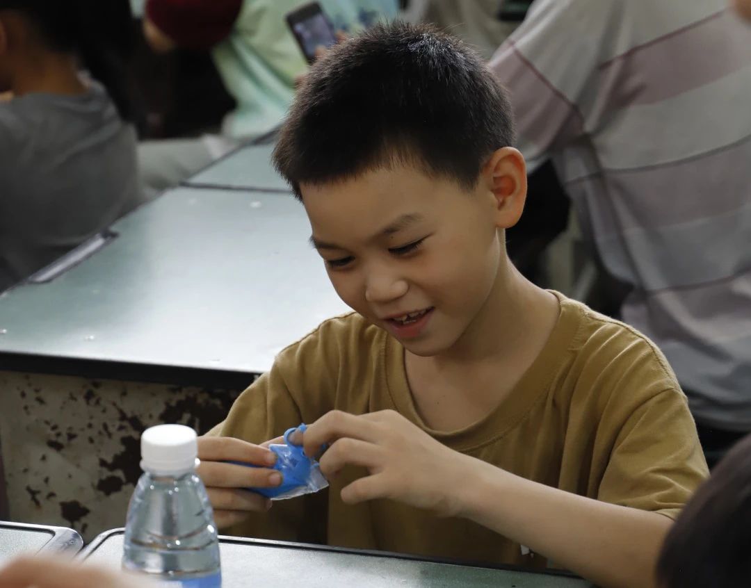 1076c37e1306e2b41f180bc5e977dc52.jpg 1076c37e1306e2b41f180bc5e977dc52.jpg