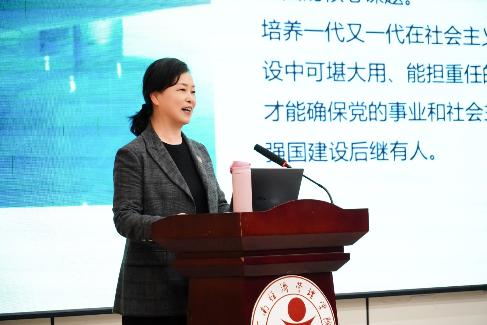 DSC07701.jpg DSC07701.jpg