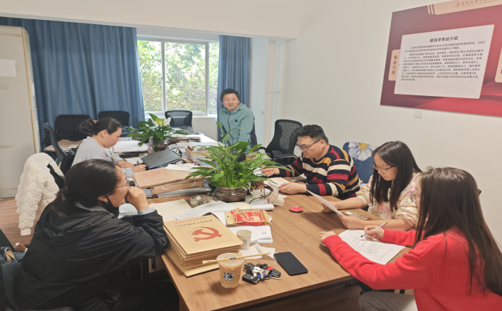 屏幕截图 2025-06-21 183636.png 屏幕截图 2025-06-21 183636.png