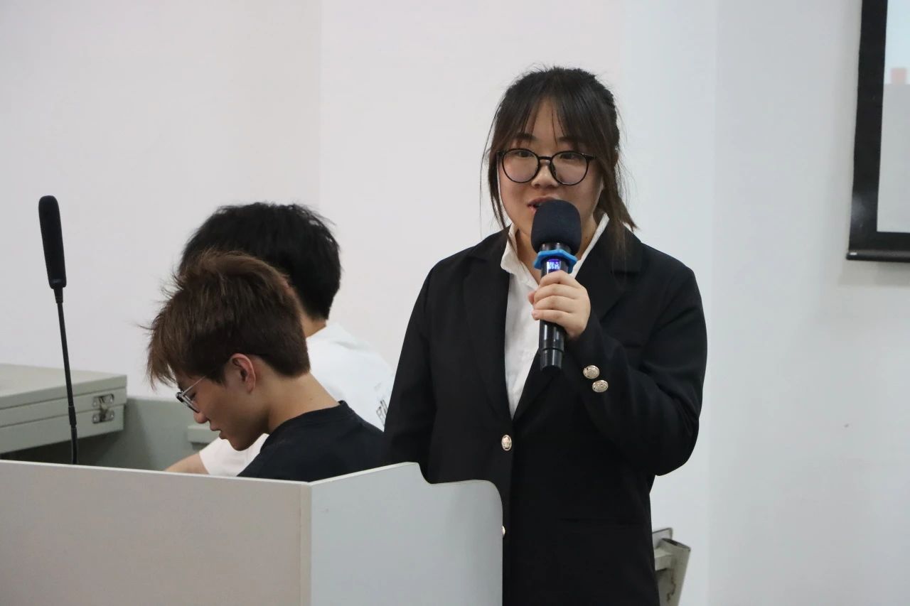 云南经济管理学院医学院学生组织换届:薪火相传,共启新程 第 8 张 云南经济管理学院医学院学生组织换届:薪火相传,共启新程 第 8 张