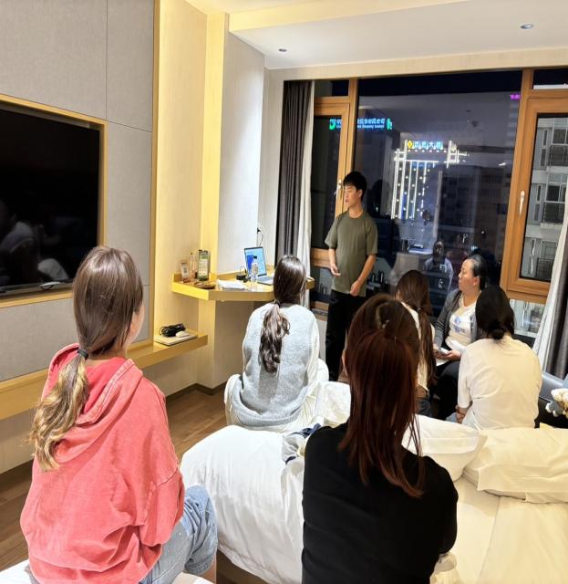 以赛促教强技能,砺练精兵展风采 ——云南经济管理学院医学院药学、中药学专业参加2025年云南省职业院校多项技能大赛 第 8 张 以赛促教强技能,砺练精兵展风采 ——云南经济管理学院医学院药学、中药学专业参加2025年云南省职业院校多项技能大赛 第 8 张