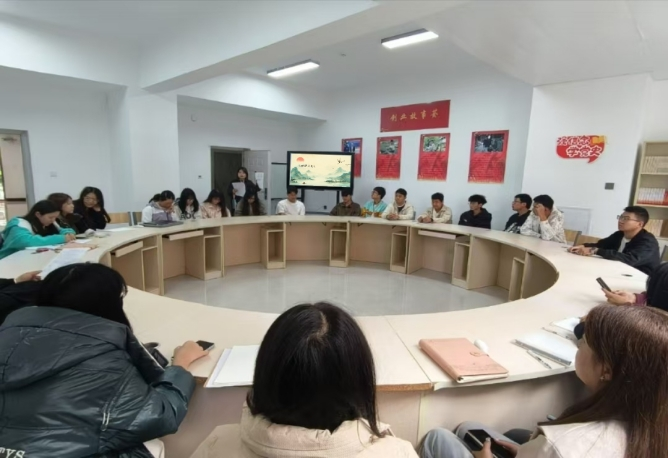 商学院在一站式开展拒绝攀比心理 拥抱健康人生教育活动 第 1 张