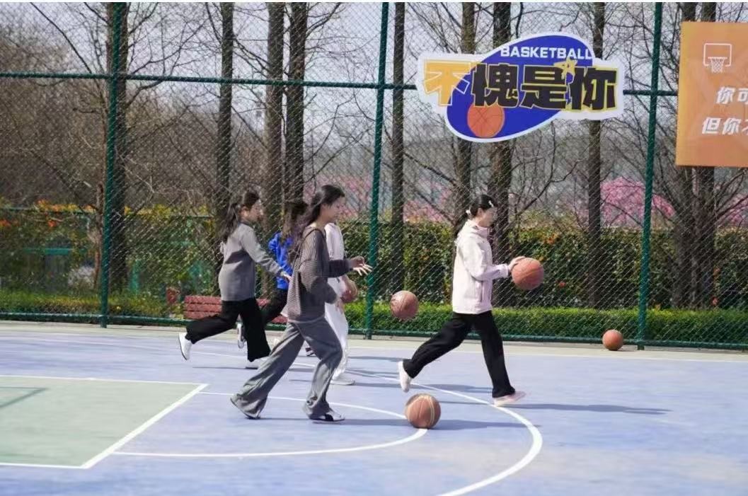 今天,云经管开学第一天! 第 11 张 今天,云经管开学第一天! 第 11 张