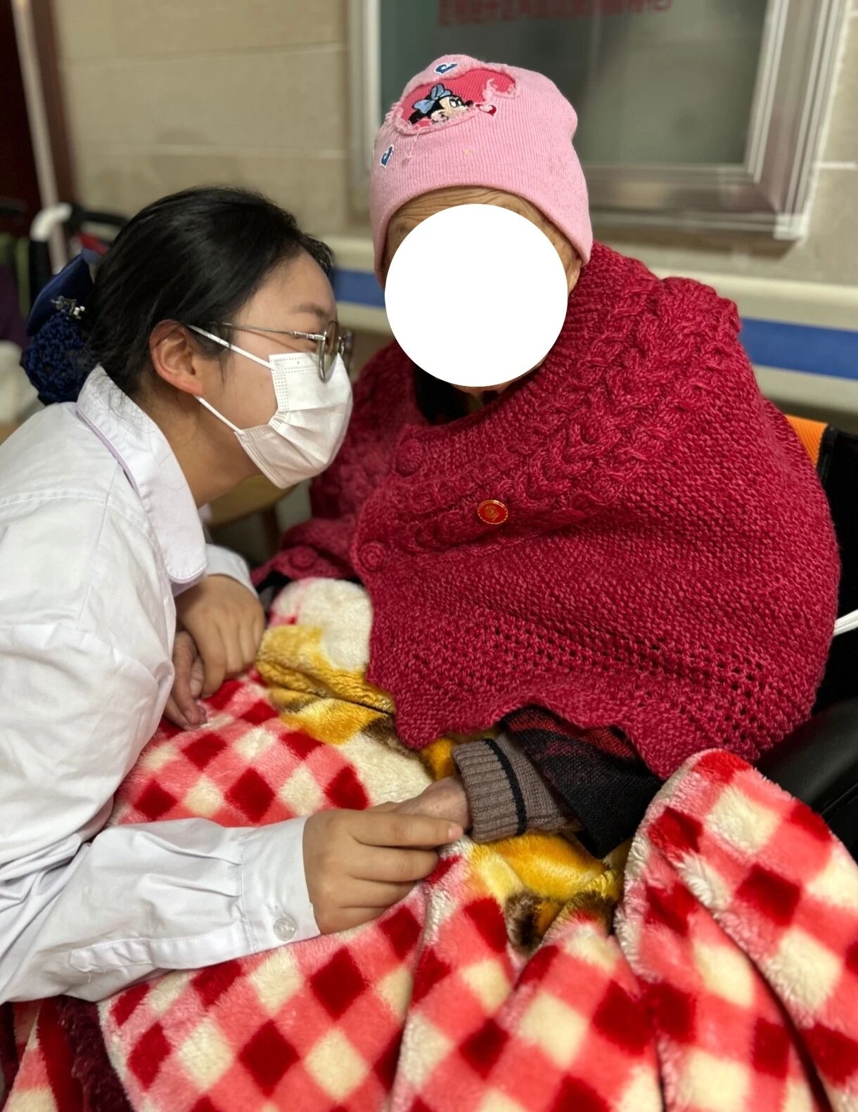清明祭英烈 温情暖夕阳 第 4 张
